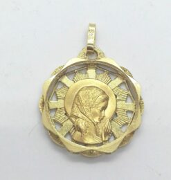 Medalla comunión Virgen niña